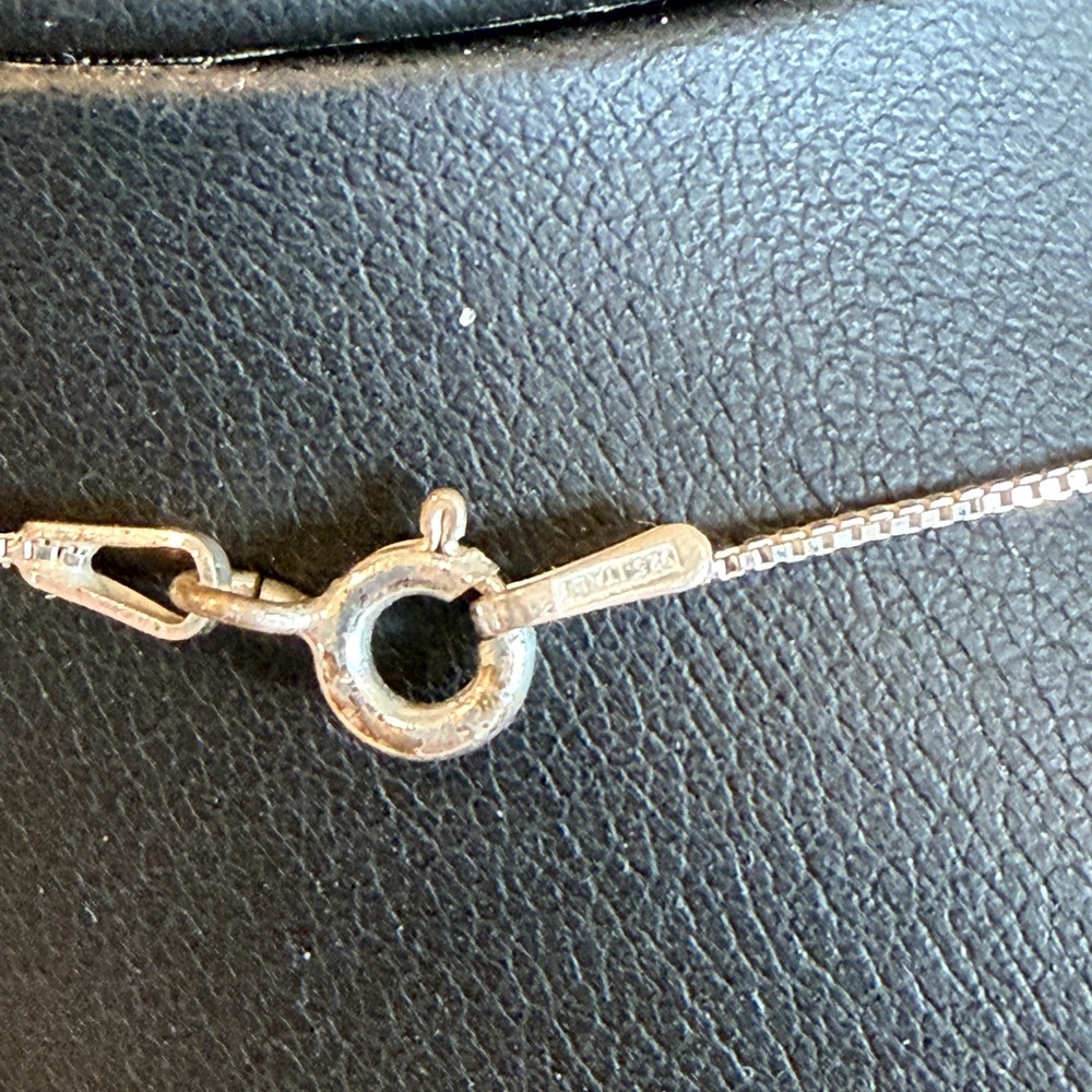 Green Jade Turtle Pendant Necklace in Sterling Silver - Picture 5 of 8